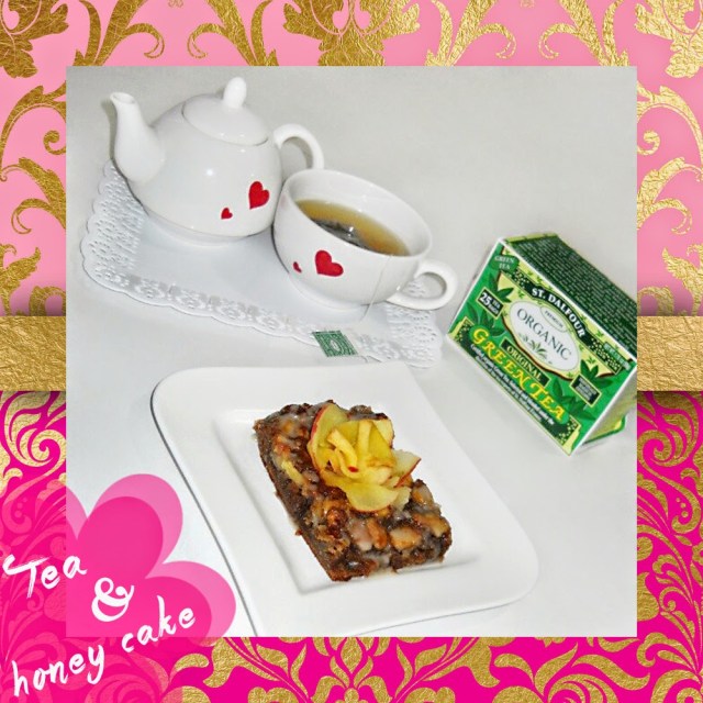 14d78-tea2band2bhoney2bcake