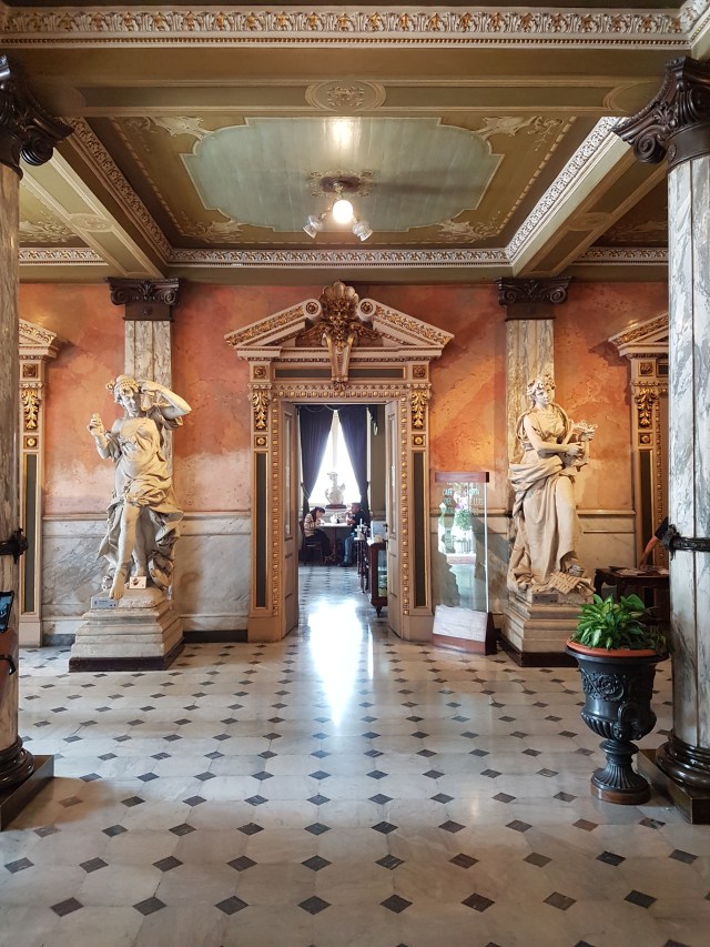 Costa rica national theater