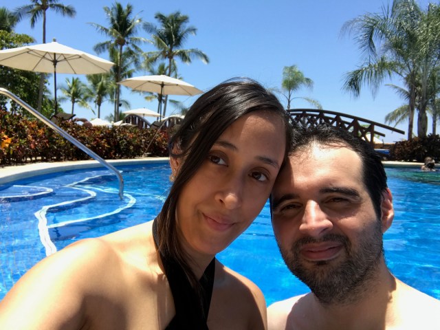 4CFFB1AC-634E-498E-96E9-556DFFD9A628